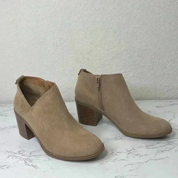 Style & Co. Womens Felaa Faux Suede Ankle Boots Size 5M - Picture 3 of 16